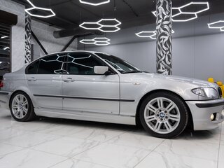 2003 BMW 3 серии 330i IV (E46) Рестайлинг, серебристый, 1000000 рублей, вид 4