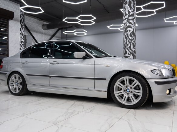 2003 BMW 3 серии 330i IV (E46) Рестайлинг, серебристый, 1000000 рублей - вид 3