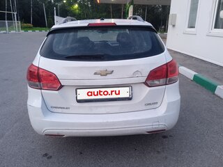 2013 Chevrolet Cruze I Рестайлинг, белый, 650000 рублей, вид 3