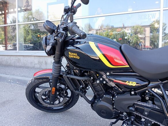 2026 Royal Enfield Guerrilla 450, чёрный, 554000 рублей - вид 5