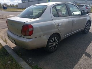 2000 Toyota Platz, серый, 125000 рублей, вид 2