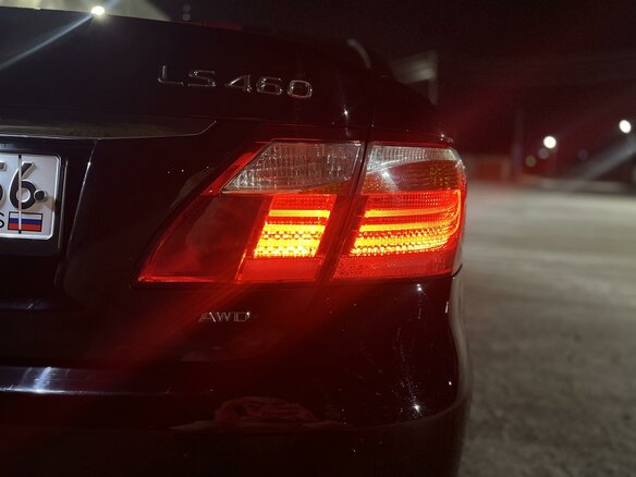 2010 Lexus LS 460 IV Рестайлинг, чёрный - вид 13