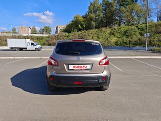 2012 Nissan Qashqai I Рестайлинг, коричневый, 950000 рублей, вид 4