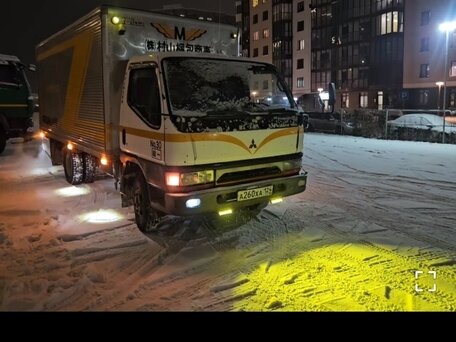1995 Fuso (Mitsubishi) Fighter, белый, 1000000 рублей, вид 1