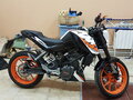 2017 KTM 200 Duke, белый - вид 3