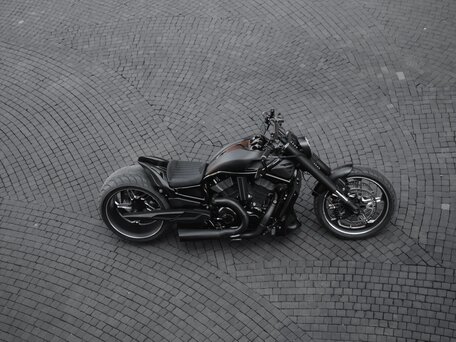 2008 Harley-Davidson V-Rod, чёрный, 3000000 рублей, вид 1