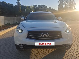 2015 Infiniti QX70, белый, 2100000 рублей, вид 2