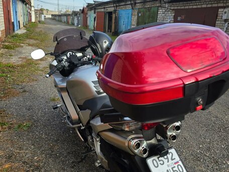 2006 Honda VFR 800, серебристый, 540000 рублей, вид 3