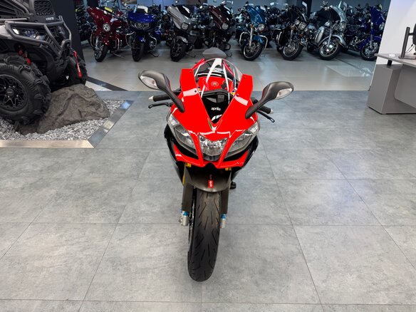 2010 Aprilia RSV4, чёрный, 1090000 рублей - вид 3
