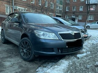 2011 Skoda Octavia II (A5) Рестайлинг, серый, 770000 рублей, вид 1