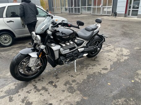 2022 Triumph Rocket 3, чёрный, 2400000 рублей, вид 1