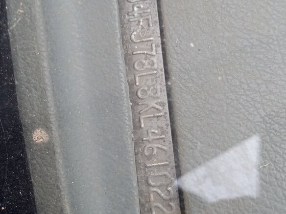 1989 Jeep Cherokee II (XJ), чёрный, 270000 рублей - вид 15