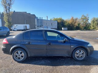 2008 Renault Megane II Рестайлинг, чёрный, 330000 рублей, вид 2