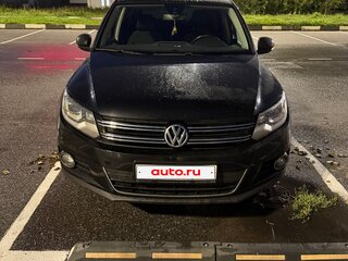 2013 Volkswagen Tiguan I Рестайлинг, чёрный, 1350000 рублей, вид 1
