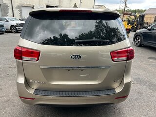 2015 Kia Sedona III, оранжевый, 1350000 рублей, вид 4