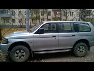 2003 Mitsubishi Pajero Sport I, серебристый, 780000 рублей, вид 2