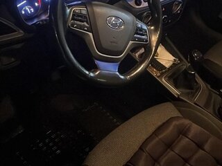 2020 Hyundai Solaris II Рестайлинг, белый, 1400000 рублей, вид 4