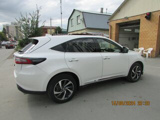 2018 Toyota Harrier III (XU60) Рестайлинг, белый, 3590000 рублей, вид 4