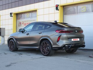 2020 BMW X6 M Competition III (F96), зелёный, 8885000 рублей, вид 4