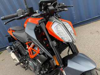 2023 KTM 390 Duke, красный, 550000 рублей, вид 4