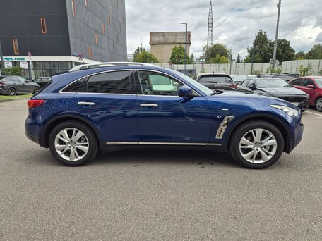2014 Infiniti QX70, синий, 2590000 рублей, вид 4