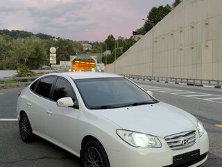 2010 Hyundai Elantra IV (HD), белый, 900000 рублей, вид 2