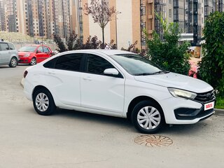 2023 Lada (ВАЗ) Vesta I Рестайлинг (NG), белый, 650000 рублей, вид 3