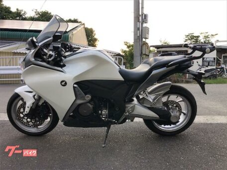 2012 Honda VFR 1200, белый, 850000 рублей, вид 4