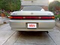 1993 Toyota Mark II VII (X90), серебристый - вид 1