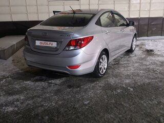 2011 Hyundai Solaris I, серебристый, 800000 рублей, вид 5