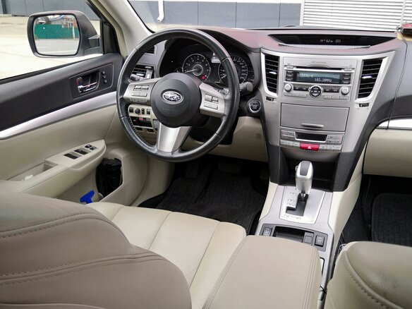 2011 Subaru Outback IV, белый, 1450000 рублей - вид 8