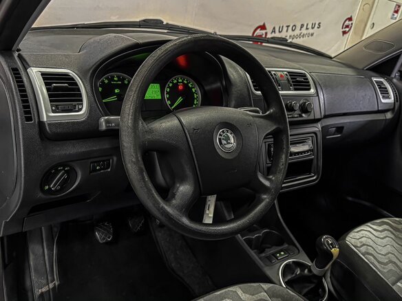 2008 Skoda Fabia II, золотистый - вид 6