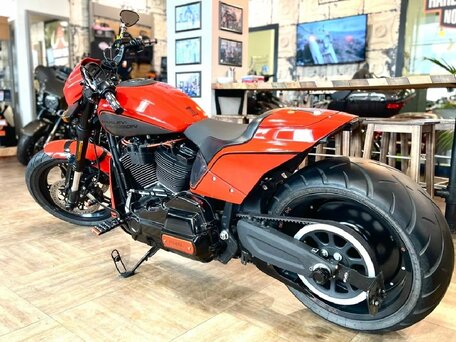 2020 Harley-Davidson FXDR 114, оранжевый, 2450000 рублей, вид 3