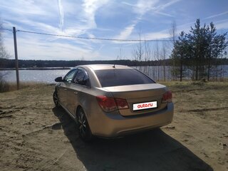 2010 Chevrolet Cruze I, бежевый, 480000 рублей, вид 3
