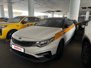 2018 Kia Optima IV Рестайлинг, белый, 818000 рублей, вид 2