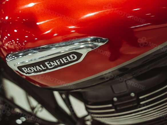 2026 Royal Enfield Meteor, красный, 528000 рублей - вид 25