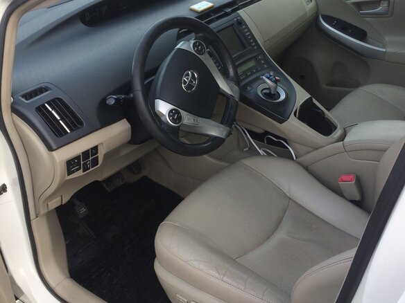 2009 Toyota Prius III (XW30), белый - вид 10