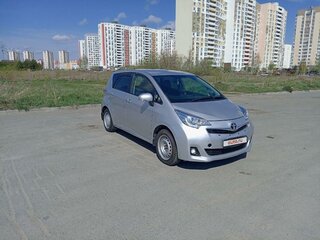 2015 Toyota Ractis II, серый, 800000 рублей, вид 2