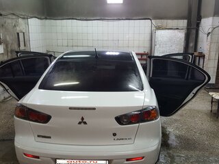 2012 Mitsubishi Lancer X Рестайлинг, белый, 990000 рублей, вид 2