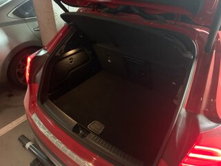 2016 Mercedes-Benz GLA 180 I (X156), красный, 1640000 рублей, вид 4