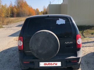 2017 Chevrolet Niva I Рестайлинг, чёрный, 450000 рублей, вид 3