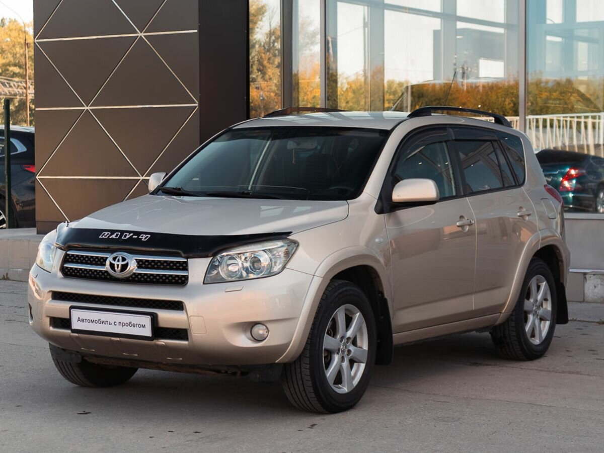 Открыть фотографии: Toyota RAV4 III (XA30)