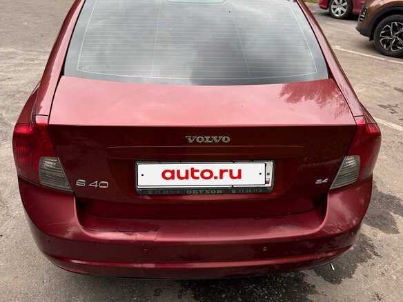 2008 Volvo S40 II Рестайлинг, красный, 800000 рублей - вид 4