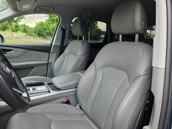 2021 Audi Q7 45 TDI II (4M) Рестайлинг, синий, 5900000 рублей - вид 8