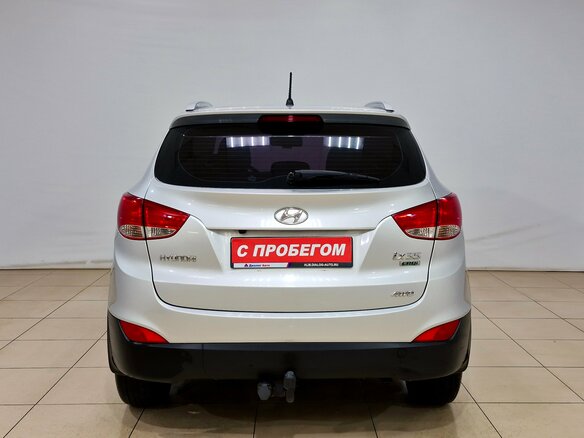 2011 Hyundai ix35 I, серебристый, 1110000 рублей - вид 4