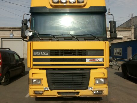 2000 DAF 95XF, жёлтый, 800000 рублей, вид 3