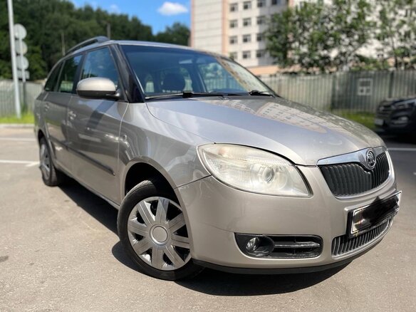 2008 Skoda Fabia II, серый, 550000 рублей - вид 1