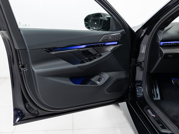 2025 BMW M5 VII (G90), синий, 21590000 рублей - вид 7