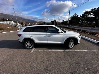 2021 Skoda Kodiaq I Рестайлинг, белый, 3100000 рублей, вид 4