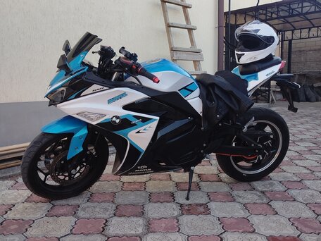 2024 Yamaha YZF-R3, синий, 290000 рублей, вид 3